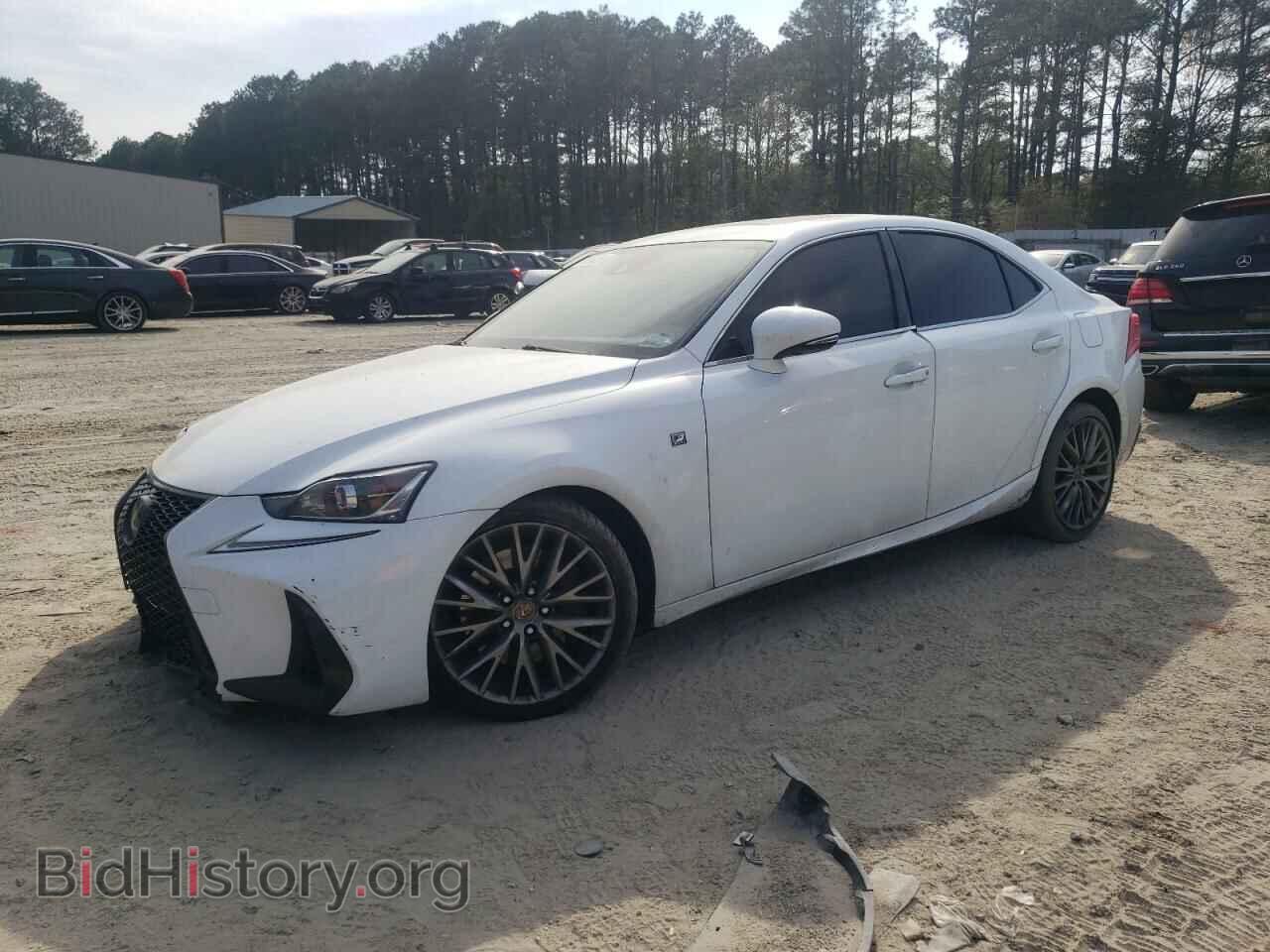Photo JTHBA1D26H5051202 - LEXUS IS 2017