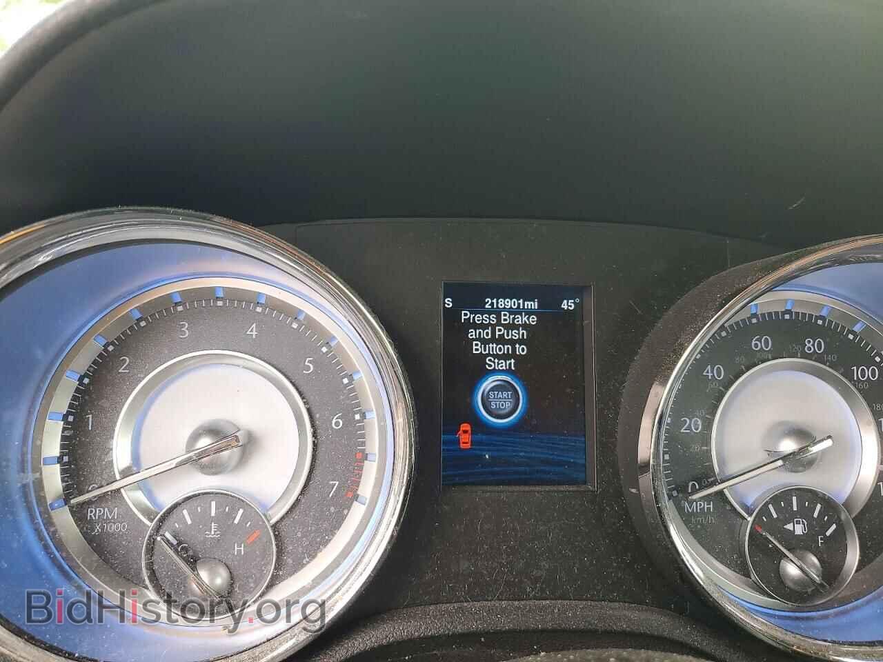 2014 CHRYSLER 300 - VIN: 2C3CCAAG4EH127864 - Фото 9