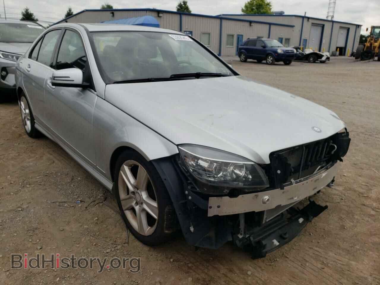 Photo WDDGF8BB2BR162548 - MERCEDES-BENZ C-CLASS 2011