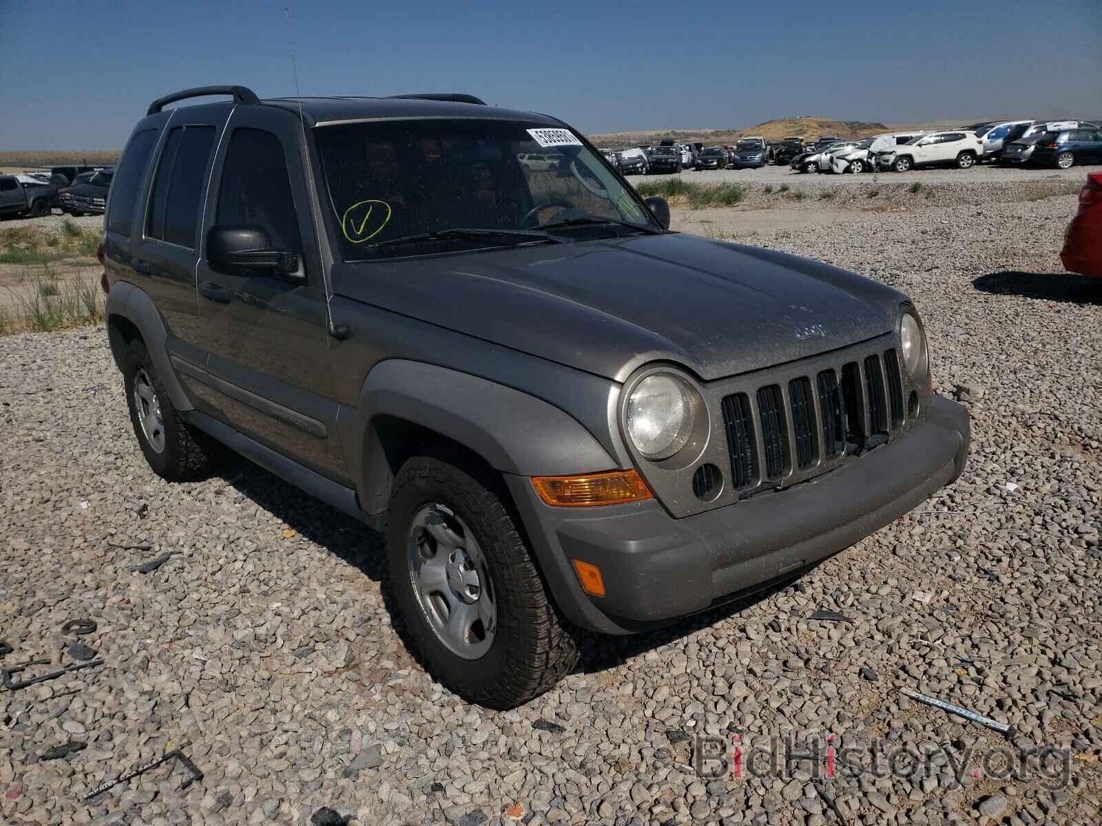 Photo 1J4GL48K76W272967 - JEEP LIBERTY 2006