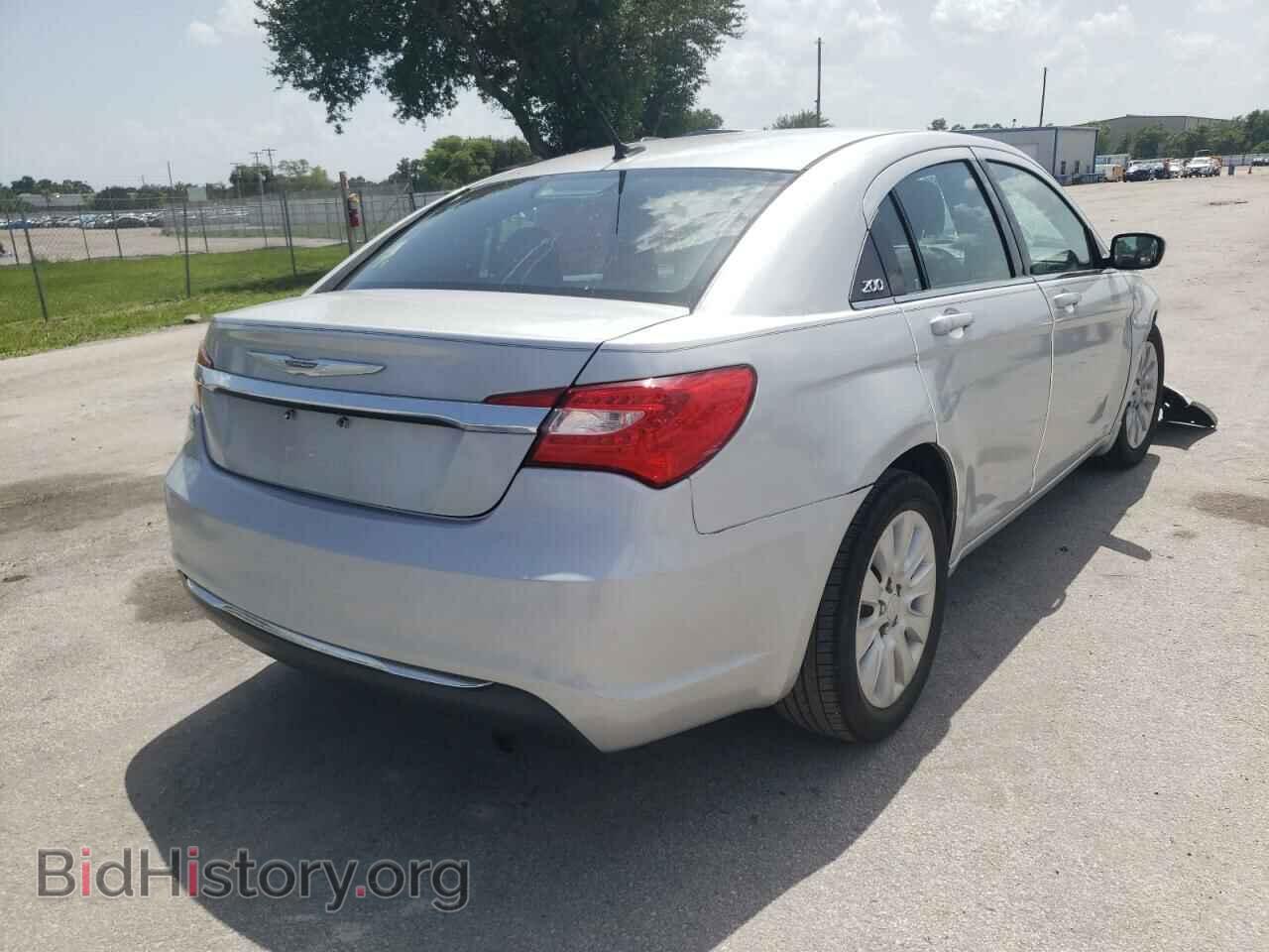 2012 CHRYSLER 200 - VIN: 1C3CCBAB1CN320035 - Фото 4