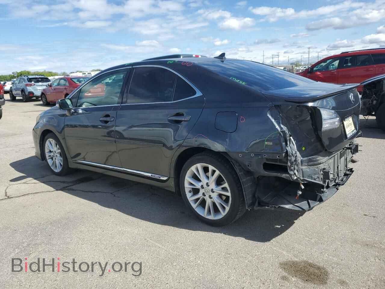 2011 LEXUS HS - VIN: JTHBB1BA2B2042884 - Photo 2