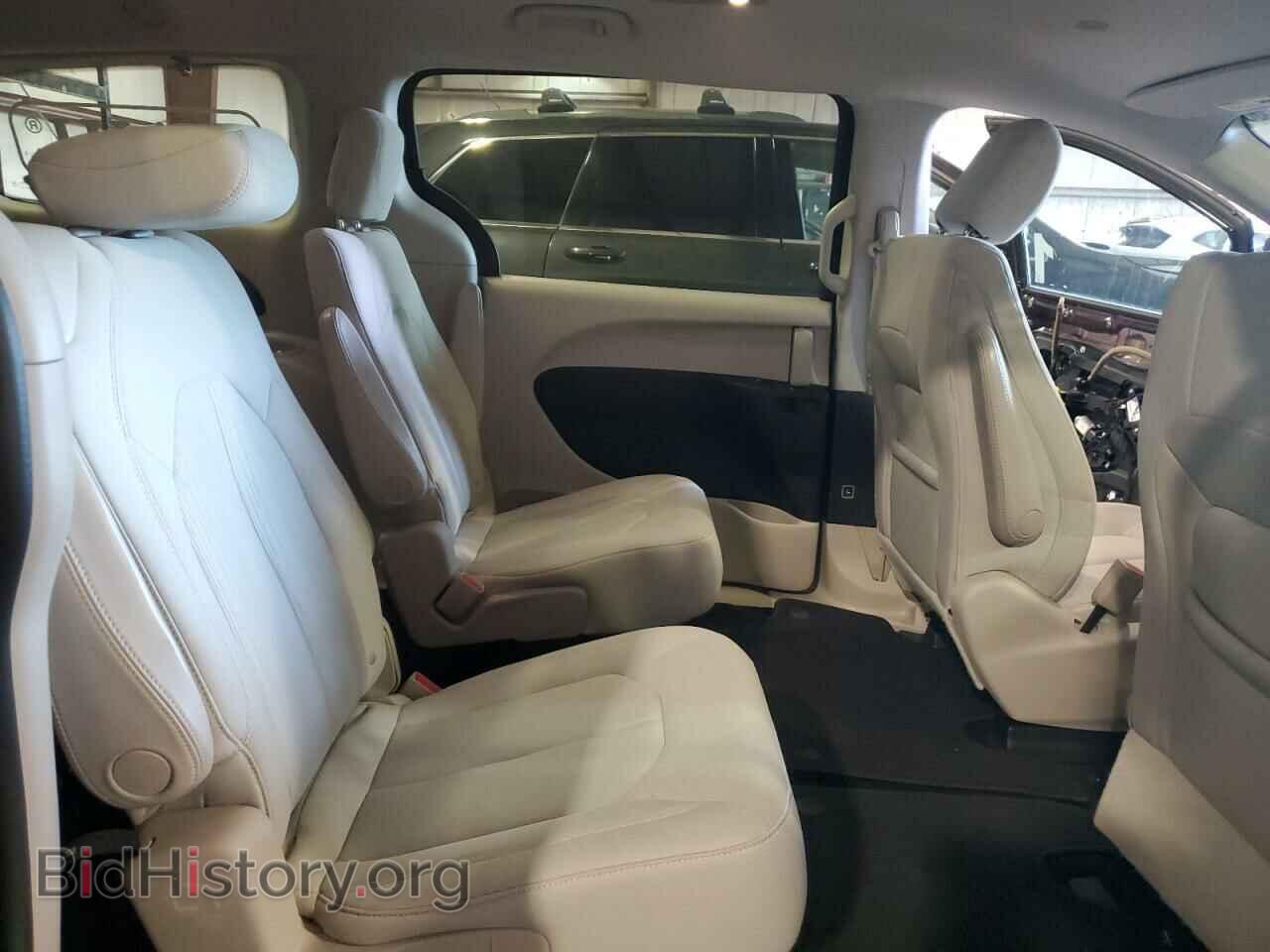 2017 CHRYSLER PACIFICA - VIN: 2C4RC1DG9HR593001 - Фото 11