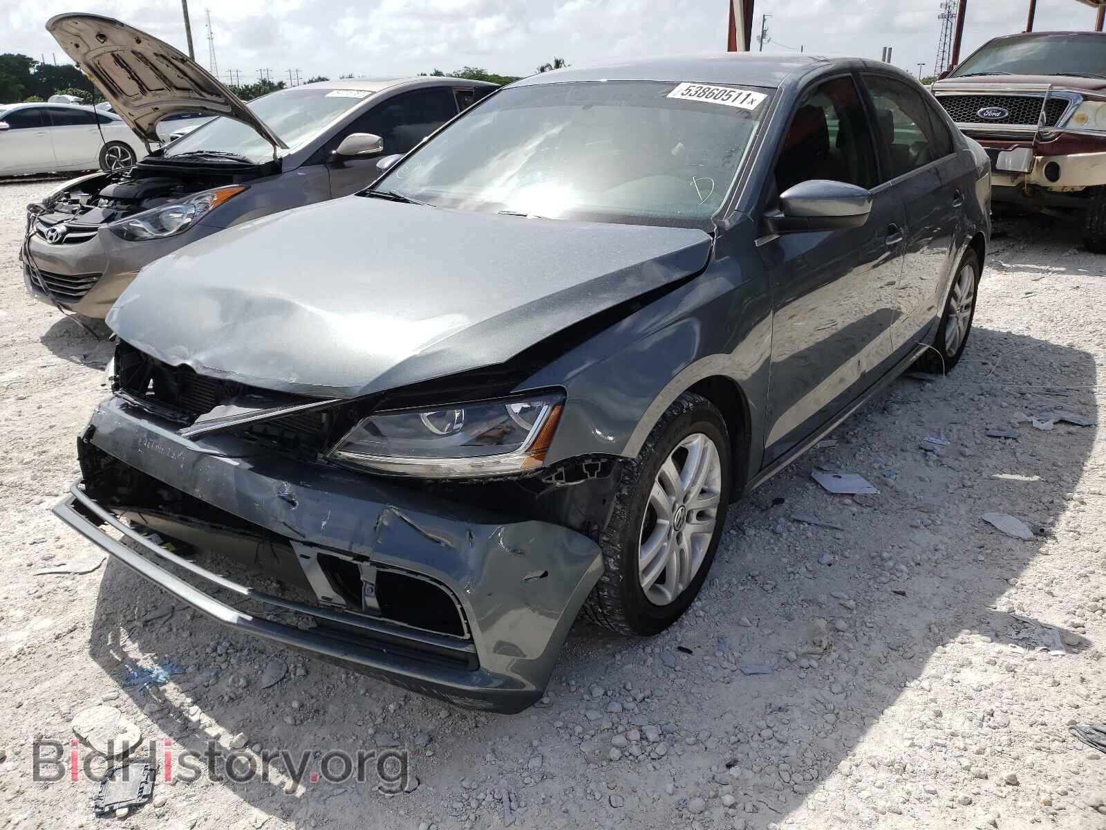 2017 VOLKSWAGEN JETTA - VIN: 3VW2B7AJXHM338725 - Фото 2
