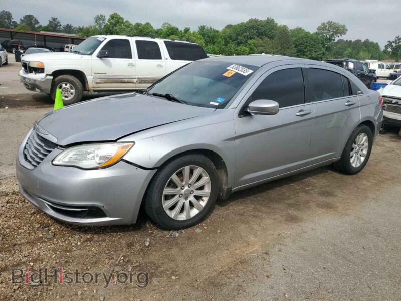 2013 Chrysler 200 Touring (VIN 1C3CCBBG8DN528490) — фото 1 из 13, Copart, повреждение: передняя часть