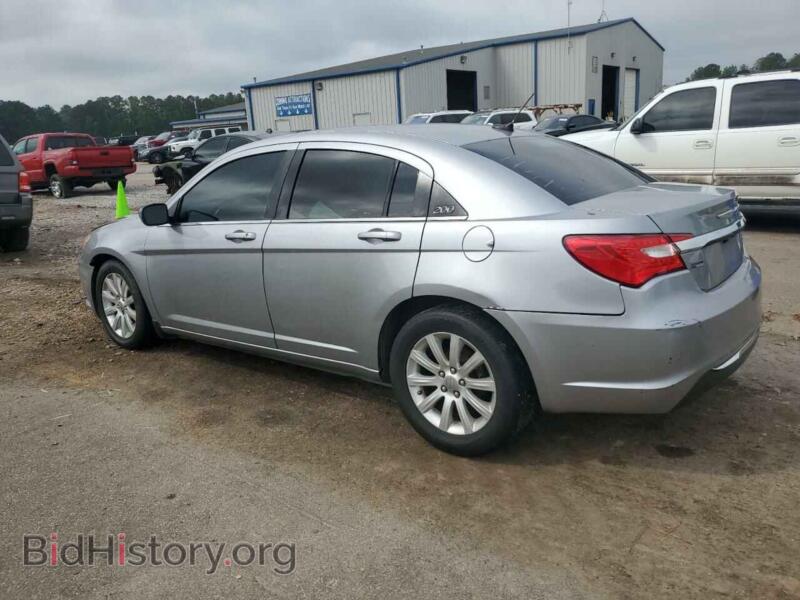 2013 Chrysler 200 (VIN 1C3CCBBG8DN528490) — фото 2 из 13