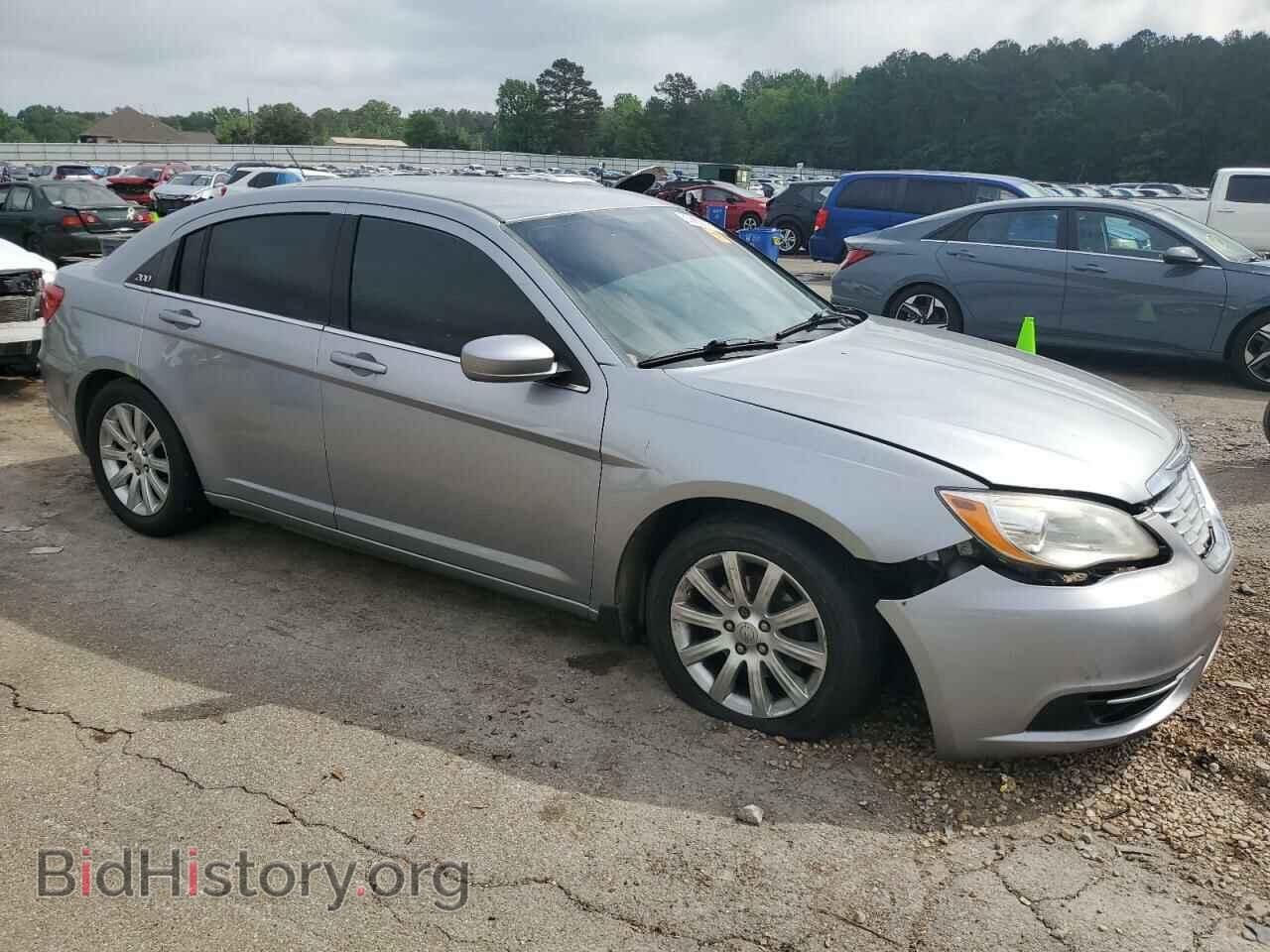 2013 CHRYSLER 200 - VIN: 1C3CCBBG8DN528490 - Фото 4