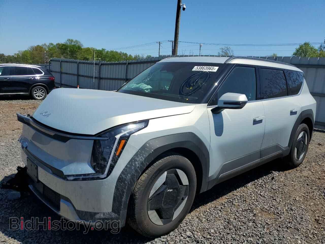 Фотография KNDAFFS57R6050905 - KIA EV9 WIND 2024