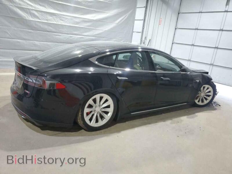 2016 Tesla MODEL S (VIN 5YJSA1E49GF124514) — фото 3 из 12