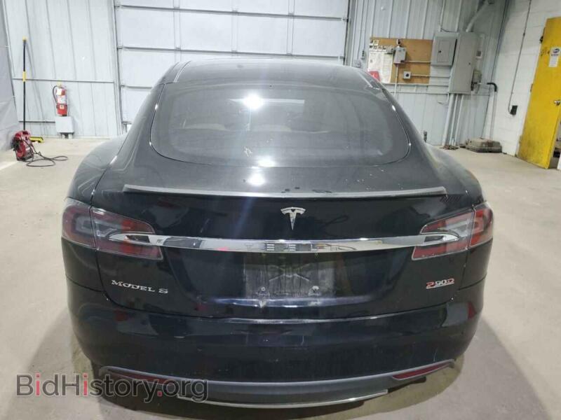 2016 Tesla MODEL S (VIN 5YJSA1E49GF124514) — фото 6 из 12