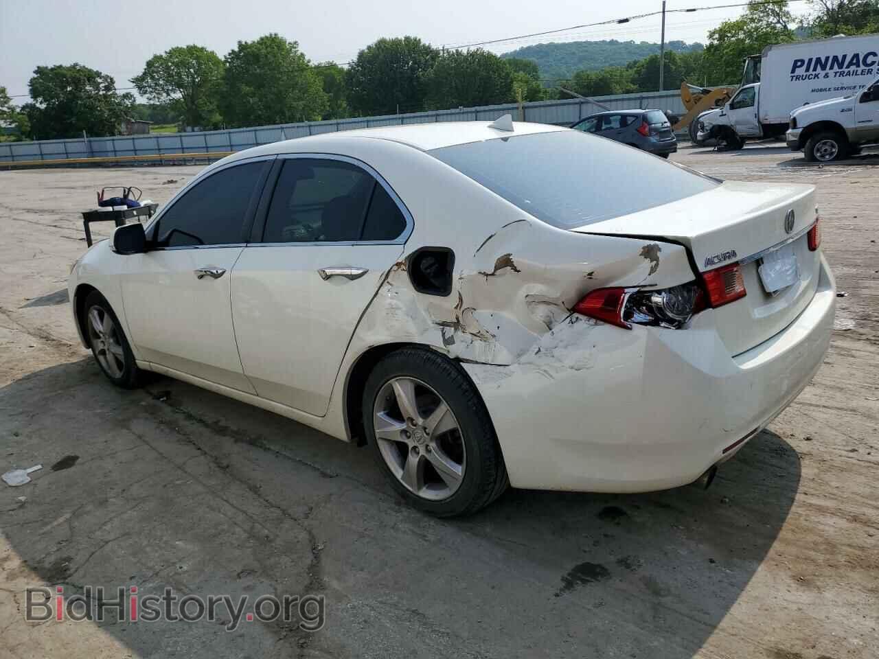 2011 ACURA TSX - VIN: JH4CU2F61BC017916 - Фото 2