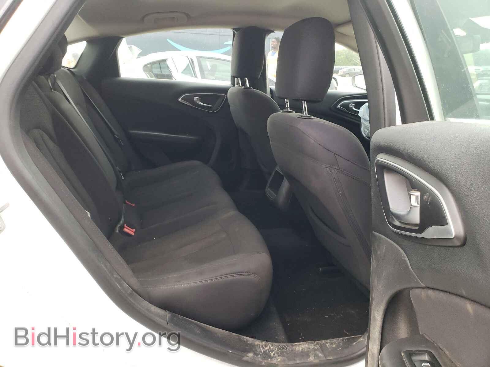 2015 CHRYSLER 200 - VIN: 1C3CCCAB7FN602142 - Фото 6