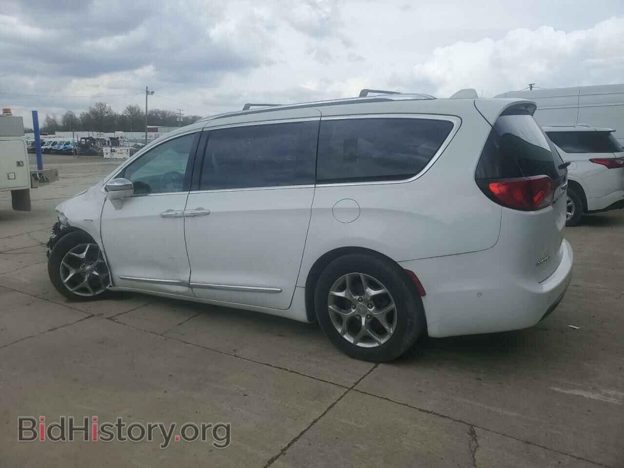 2017 CHRYSLER PACIFICA - VIN: 2C4RC1GG6HR504447 - Фото 2