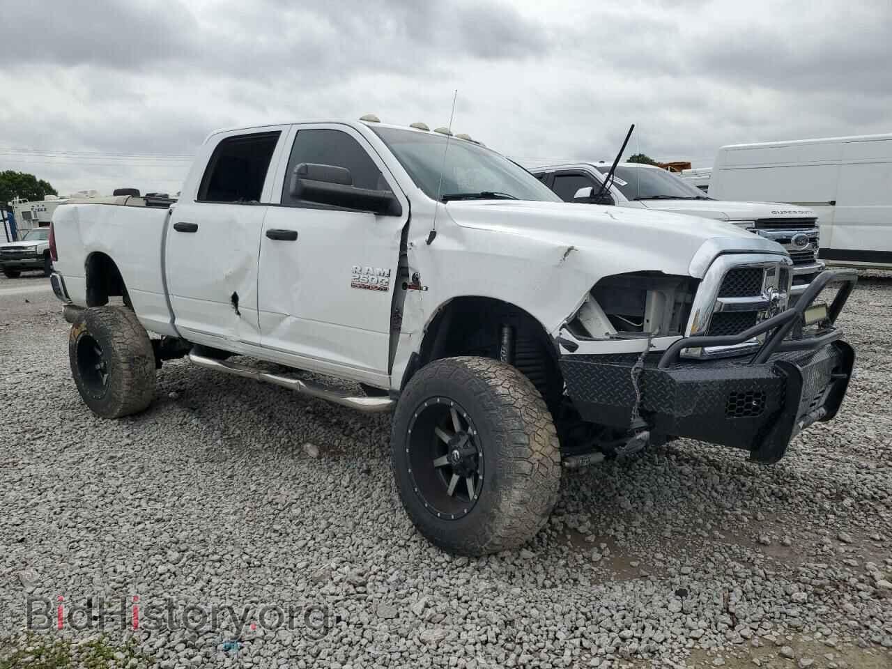 2015 RAM All Models - VIN: 3C6UR5CL3FG586666 - Photo 4