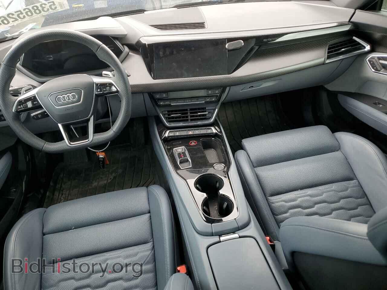 2022 AUDI E-TRON GT - VIN: WAUCJBFW1N7005172 - Фото 8