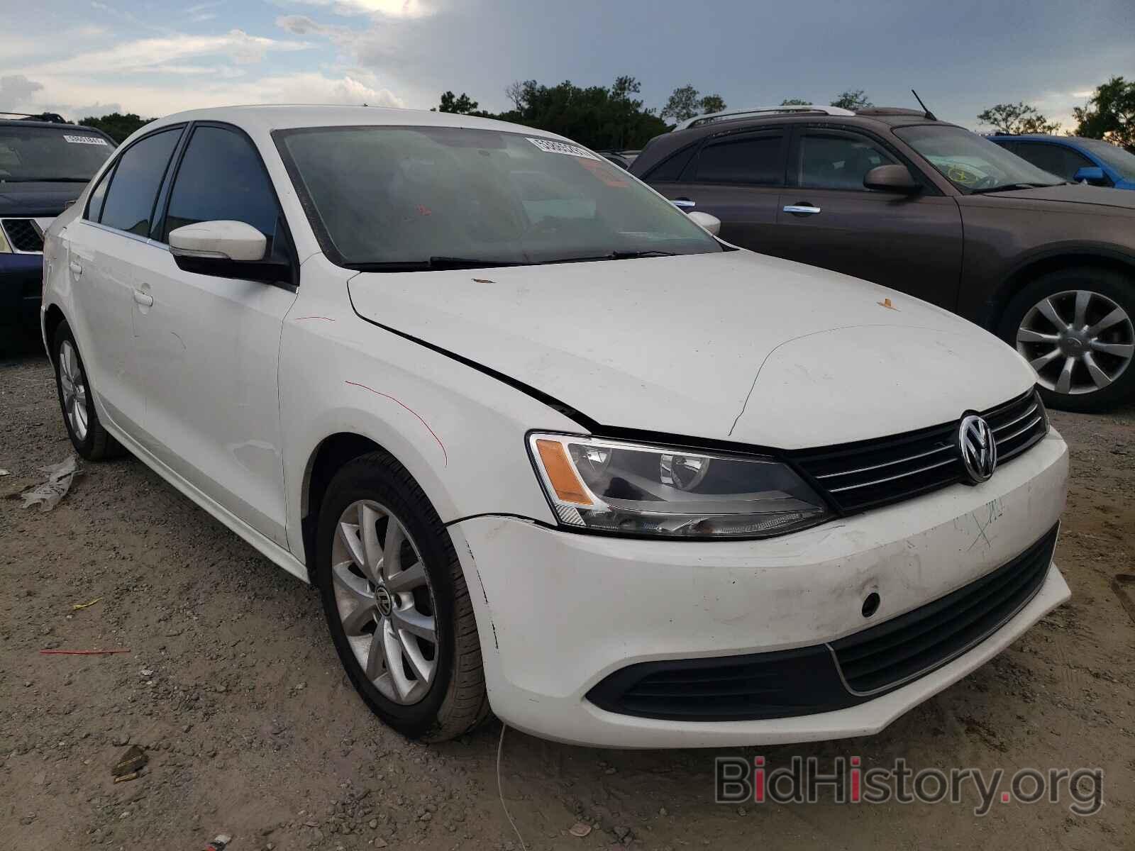 Фотография 3VWDX7AJ1DM387851 - VOLKSWAGEN JETTA 2013