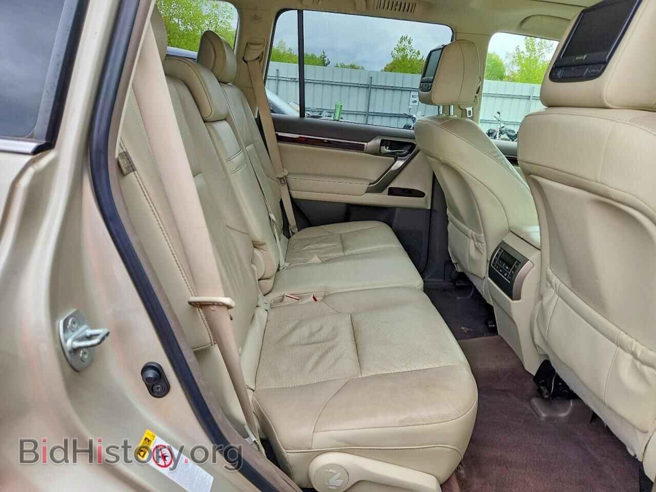 2016 LEXUS GX - VIN: JTJBM7FX9G5123087 - Photo 11