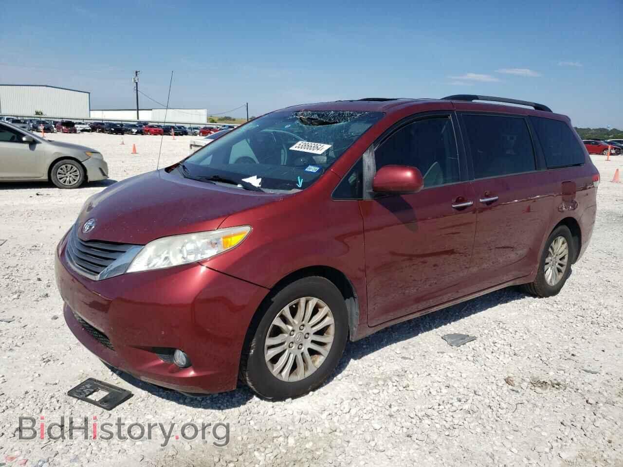Photo 5TDYK3DC3DS383289 - TOYOTA All Models 2013