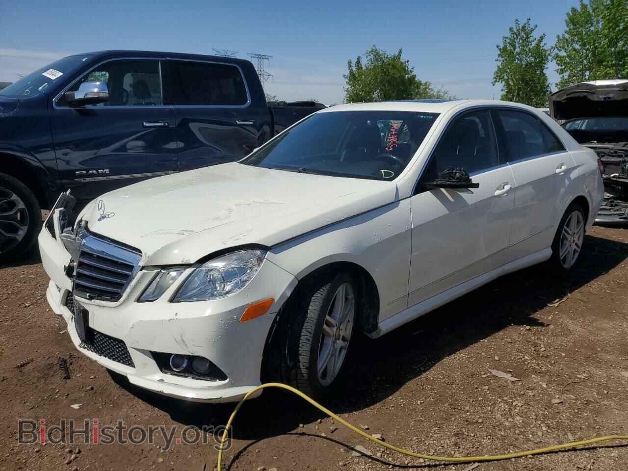 Photo WDDHF8HB0AA141660 - MERCEDES-BENZ E-CLASS 2010