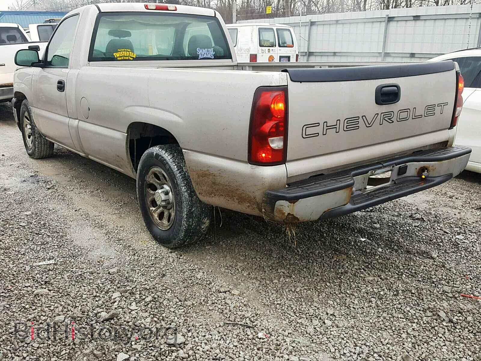 2006 CHEVROLET SILVERADO - VIN: 1GCEC14X56Z132024 - Фото 3