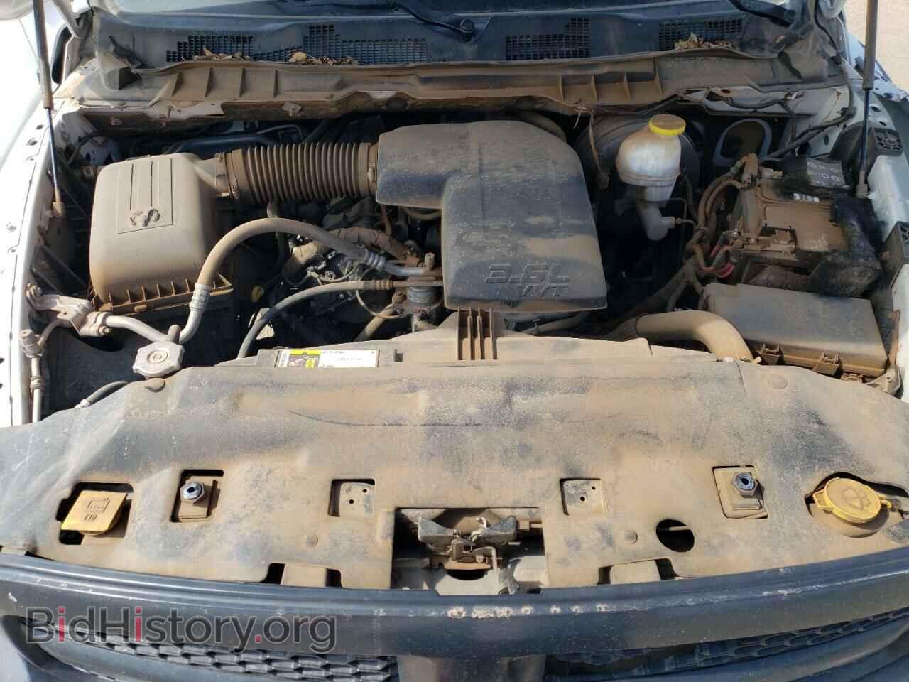 2018 RAM 1500 - VIN: 1C6RR6FG6JS304273 - Фото 11