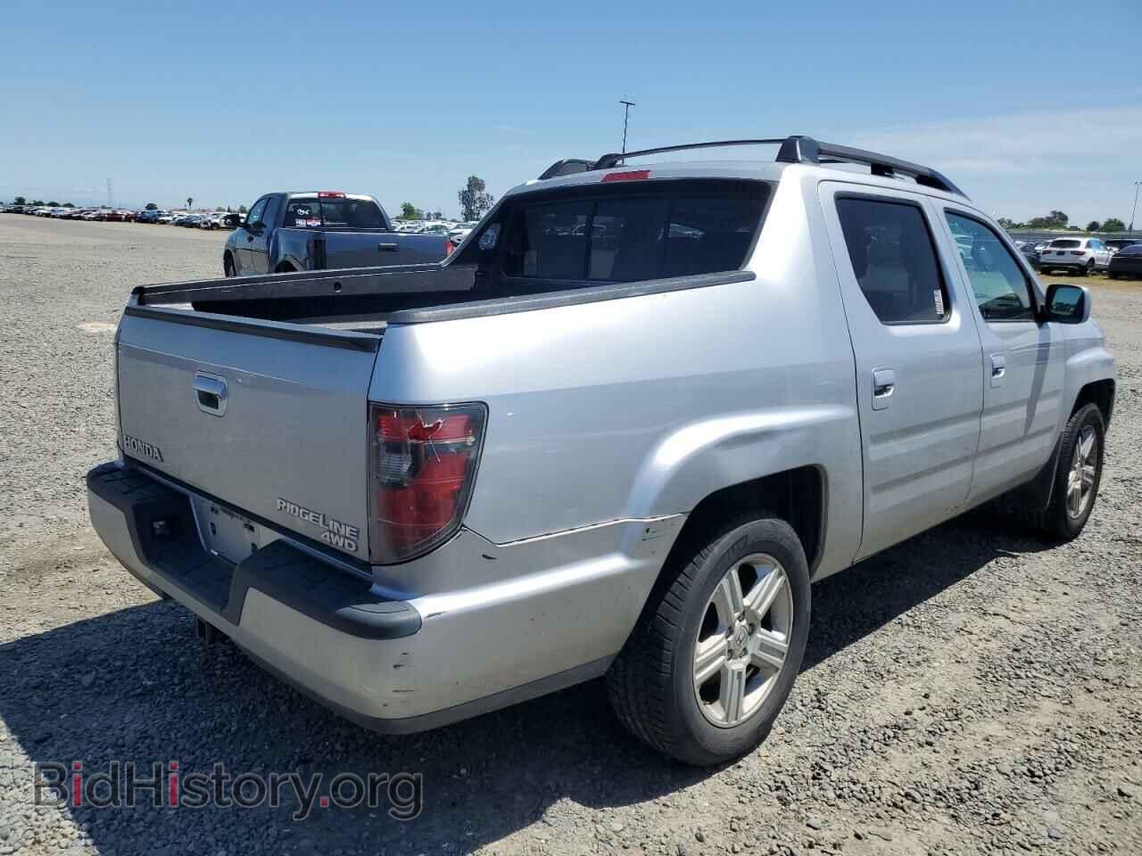 2013 HONDA RIDGELINE - VIN: 5FPYK1F50DB004277 - Фото 3