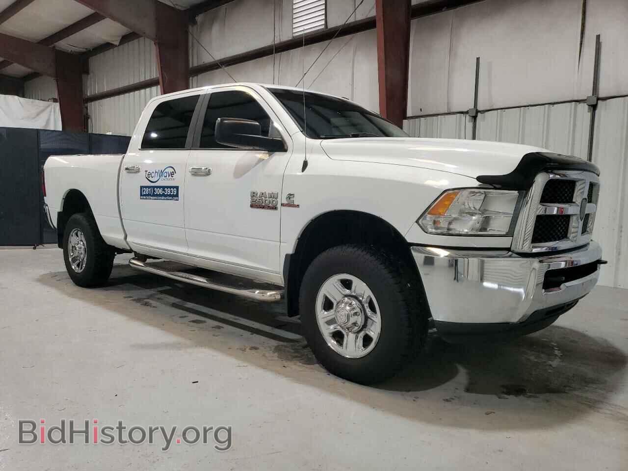2014 RAM All Models - VIN: 3C6UR5DL9EG243566 - Photo 4