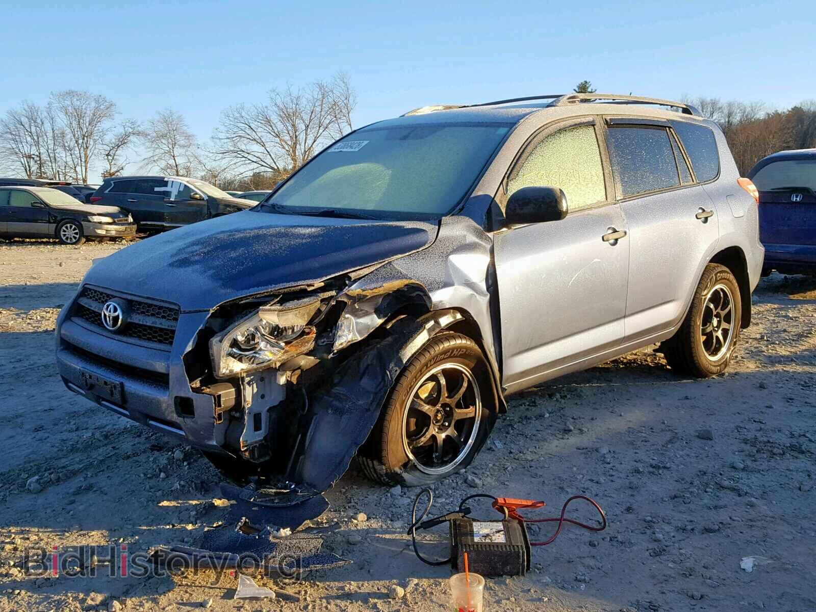 2011 TOYOTA RAV4 - VIN: JTMBF4DV3BD042047 - Фото 2
