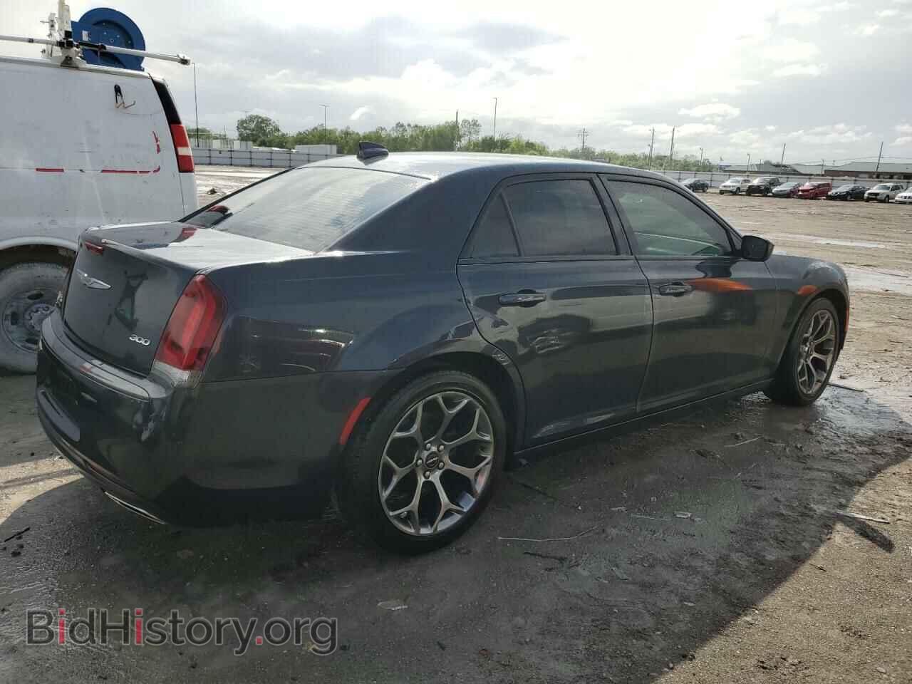 2018 CHRYSLER 300 - VIN: 2C3CCAAG9JH320070 - Фото 3