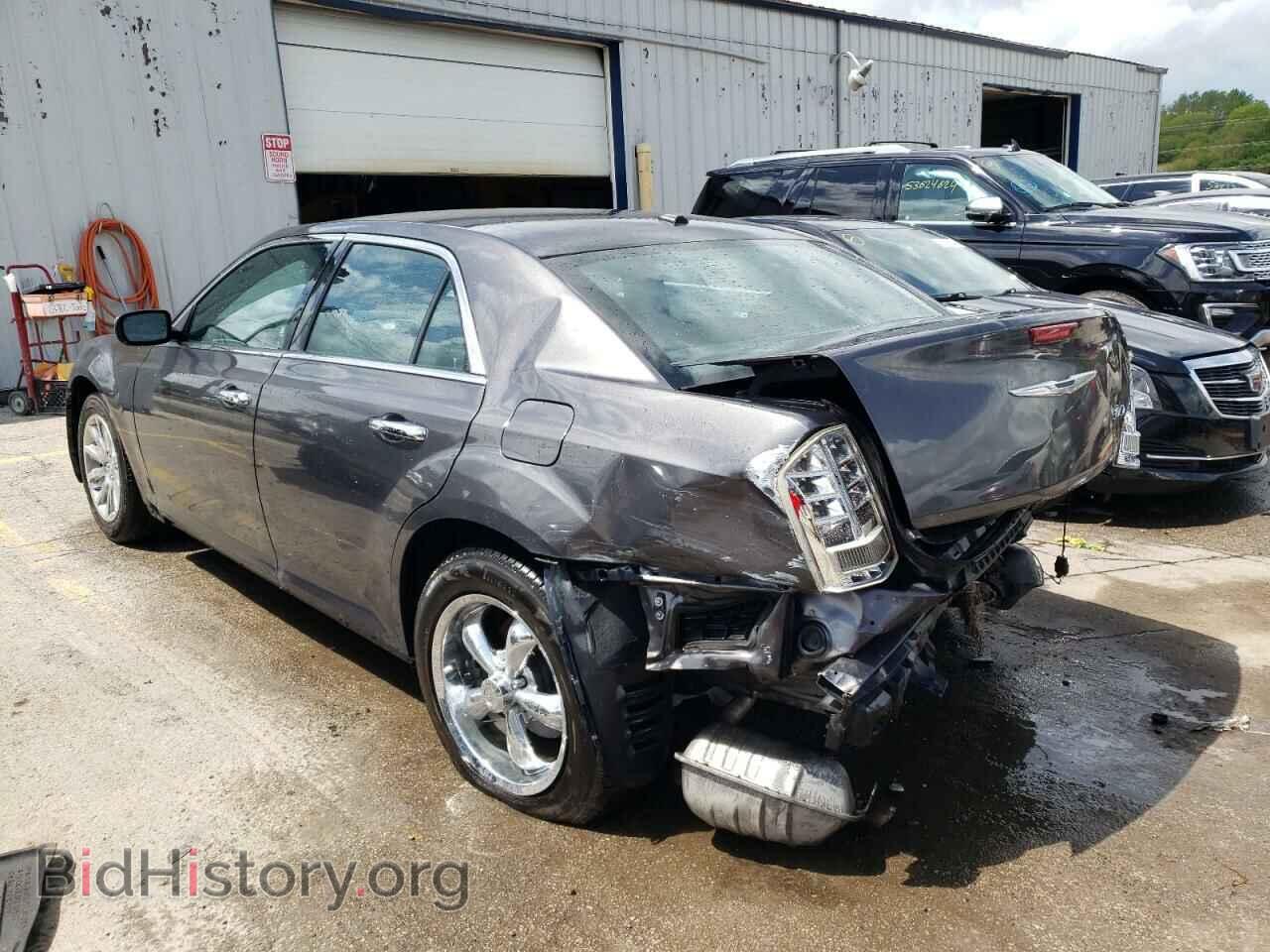 2013 CHRYSLER 300 - VIN: 2C3CCAET6DH647084 - Photo 2