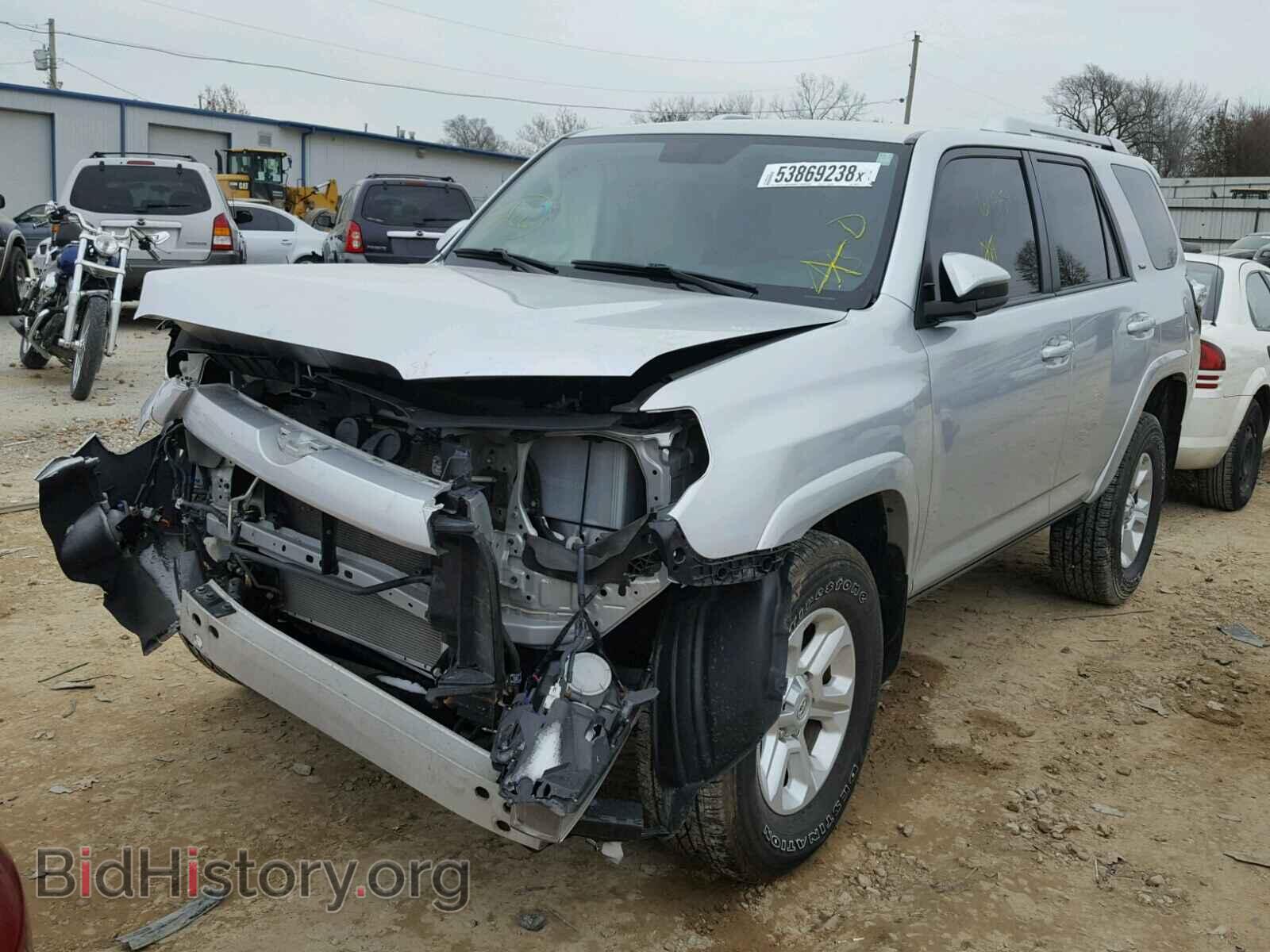 2015 TOYOTA 4RUNNER SR - VIN: JTEBU5JR8F5236152 - Фото 2