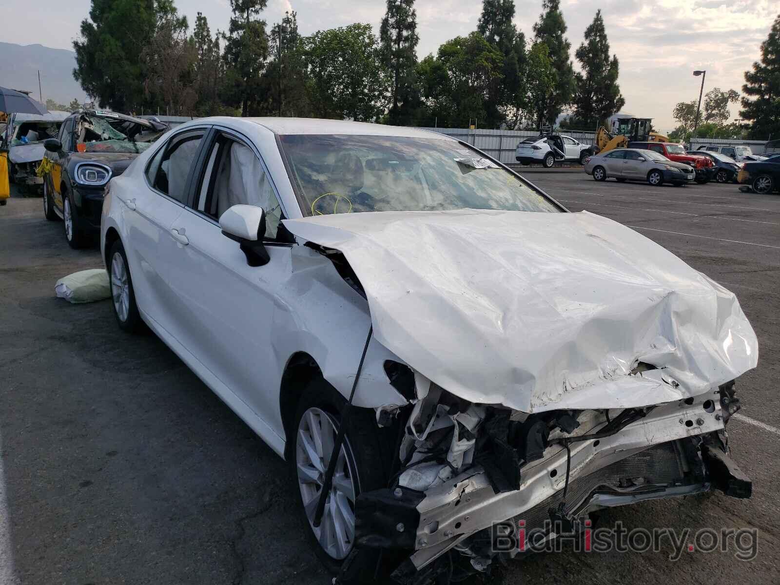 Photo 4T1C11AK5LU916830 - TOYOTA CAMRY 2020