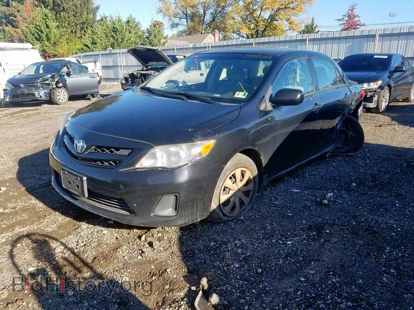 2011 TOYOTA COROLLA - VIN: 2T1BU4EE8BC572225 - Фото 2