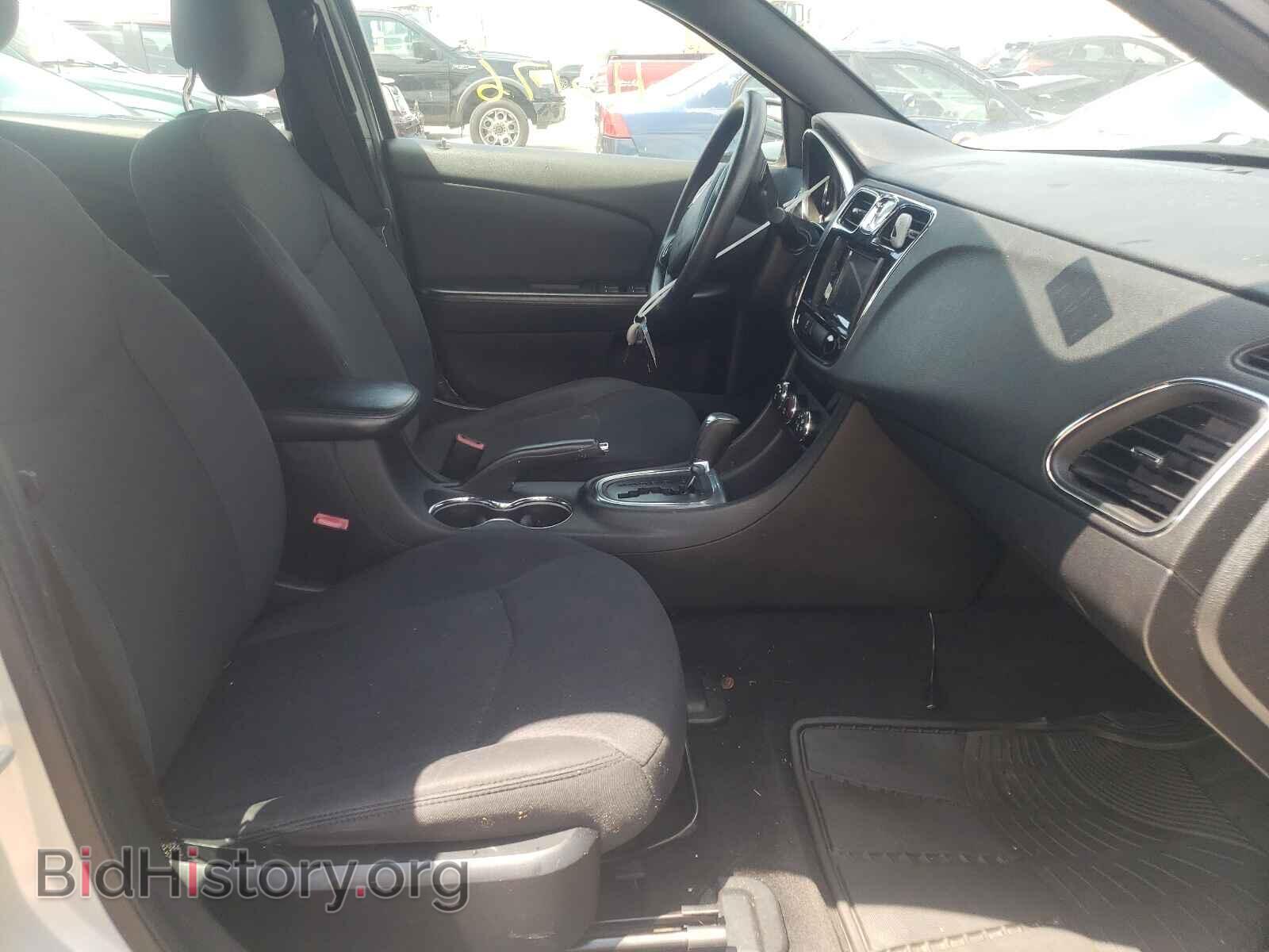 2012 CHRYSLER 200 - VIN: 1C3CCBAB4CN320613 - Фото 5