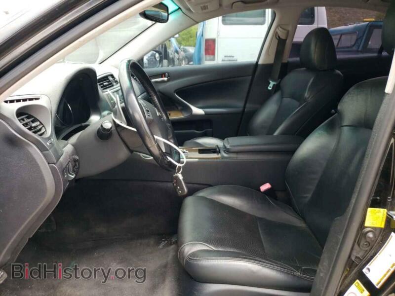 2011 Lexus IS (VIN JTHBF5C26B5146649) — photo 7 of 12