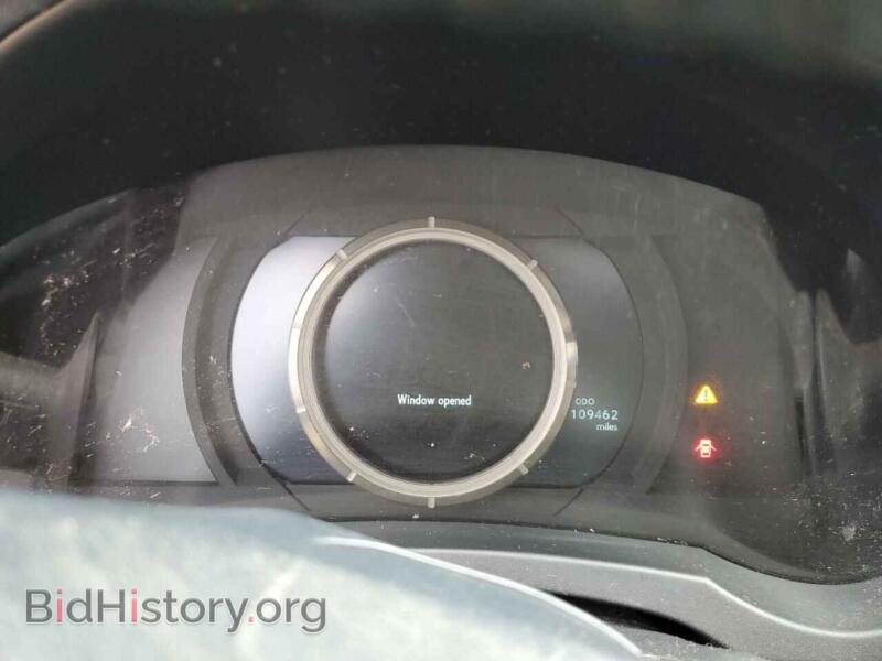 2015 Lexus IS (VIN JTHCF1D27F5021466) — photo 9 of 14