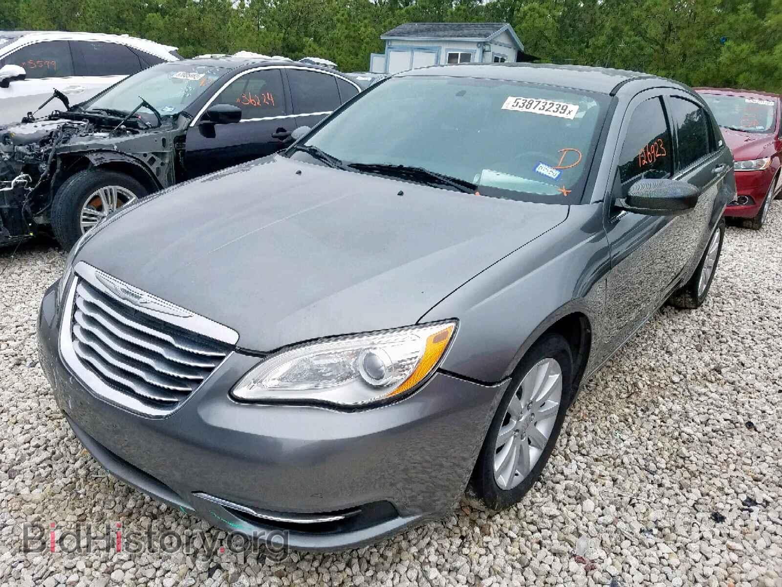 2013 CHRYSLER 200 - VIN: 1C3CCBBG0DN731647 - Photo 2