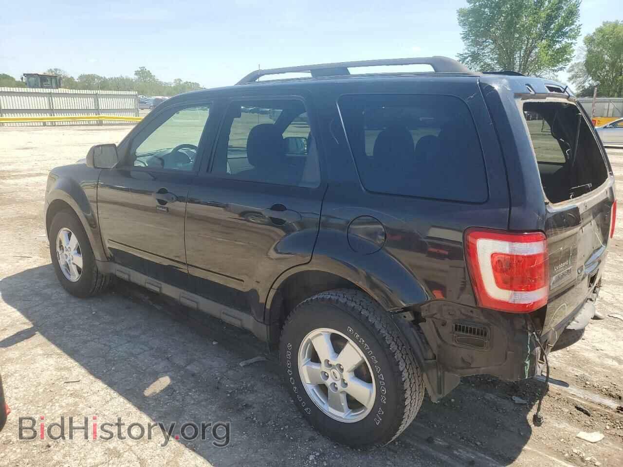 2011 FORD ESCAPE - VIN: 1FMCU0D73BKA50435 - Фото 2