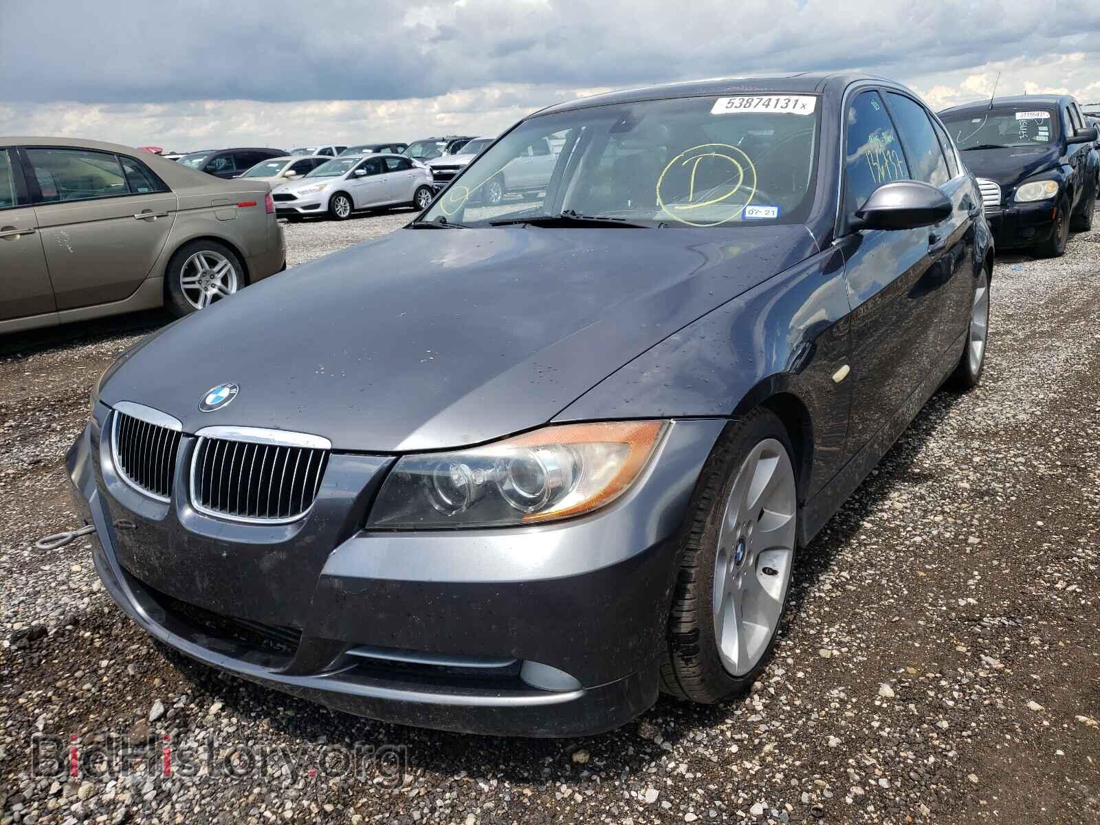 2008 BMW 3 SERIES - VIN: WBAVB73588VH25568 - Фото 2