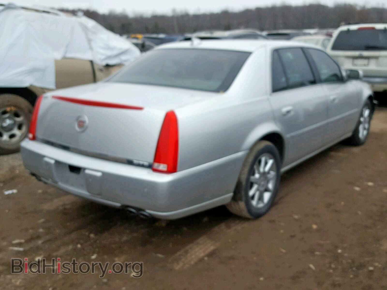 2011 CADILLAC DTS - VIN: 1G6KD5E67BU120982 - Фото 4