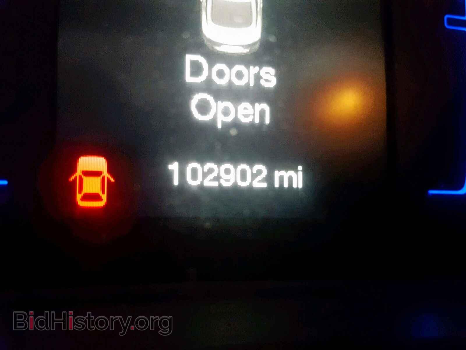 2015 CHRYSLER 200 - VIN: 1C3CCCAB8FN528715 - Photo 8
