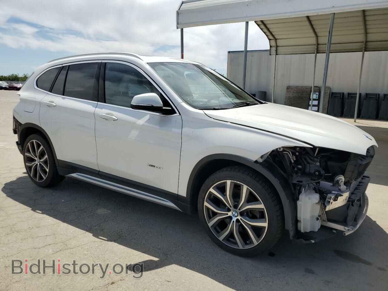 2017 BMW X1 - VIN: WBXHT3C32H5F86108 - Фото 4