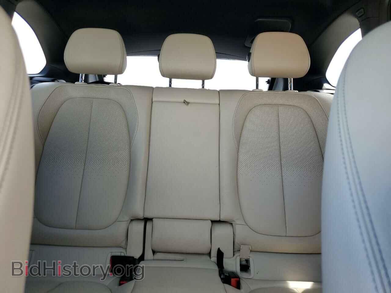 2017 BMW X1 - VIN: WBXHT3C32H5F86108 - Фото 10
