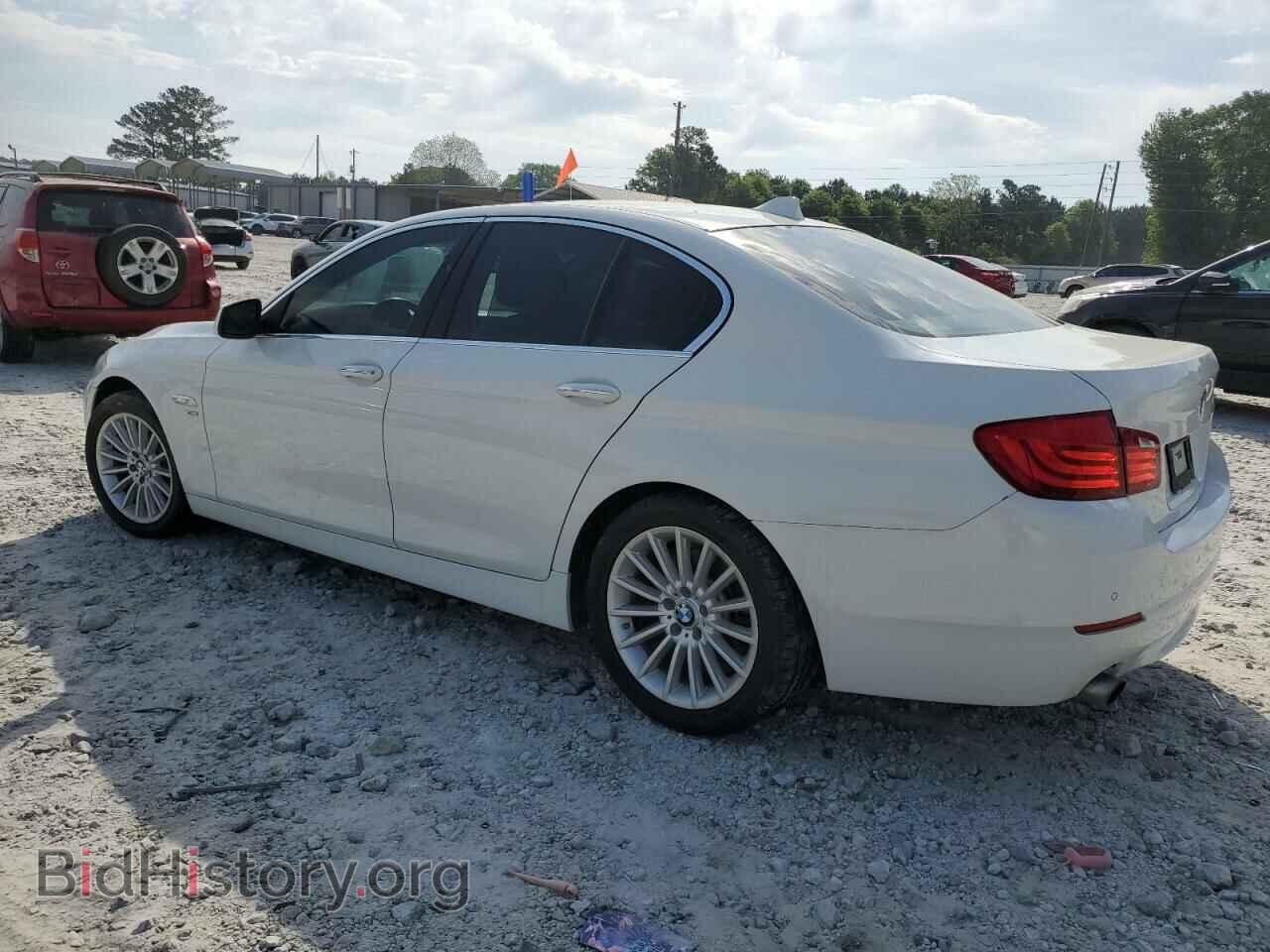 2011 BMW 5 SERIES - VIN: WBAFU7C57BC878313 - Фото 2