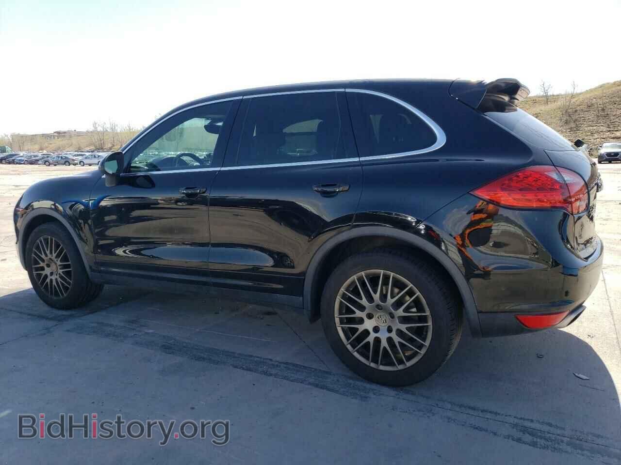 2011 PORSCHE CAYENNE - VIN: WP1AB2A22BLA43846 - Фото 2