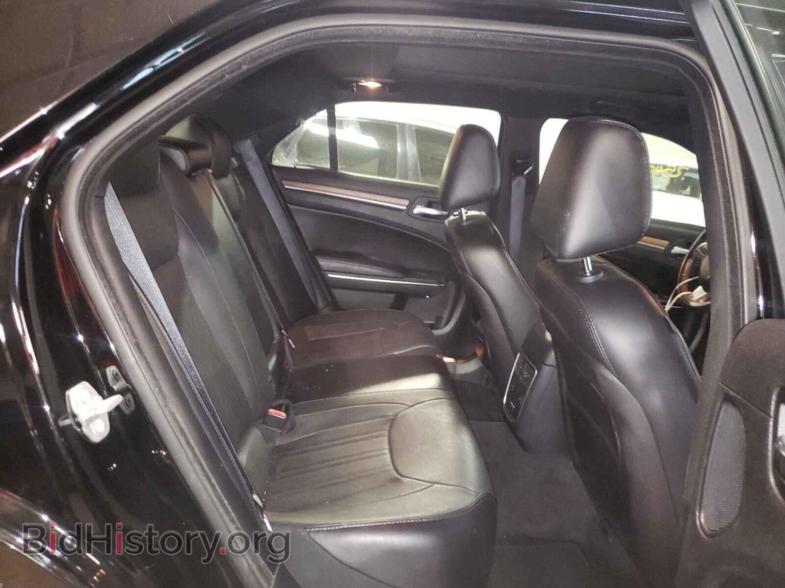 2016 CHRYSLER 300 - VIN: 2C3CCAPG5GH167557 - Фото 6