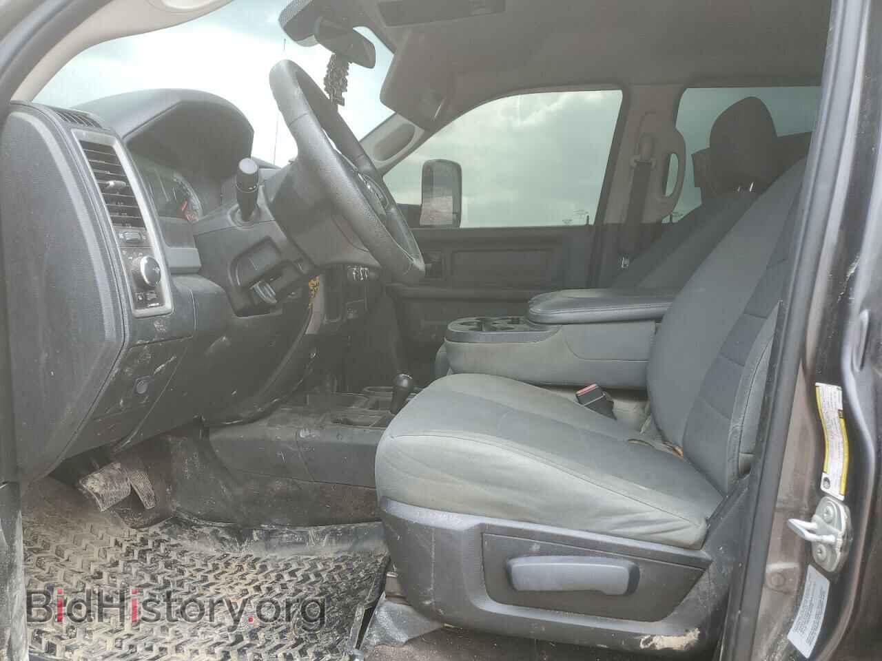 2017 RAM All Models - VIN: 3C6UR5CL1HG555371 - Photo 7