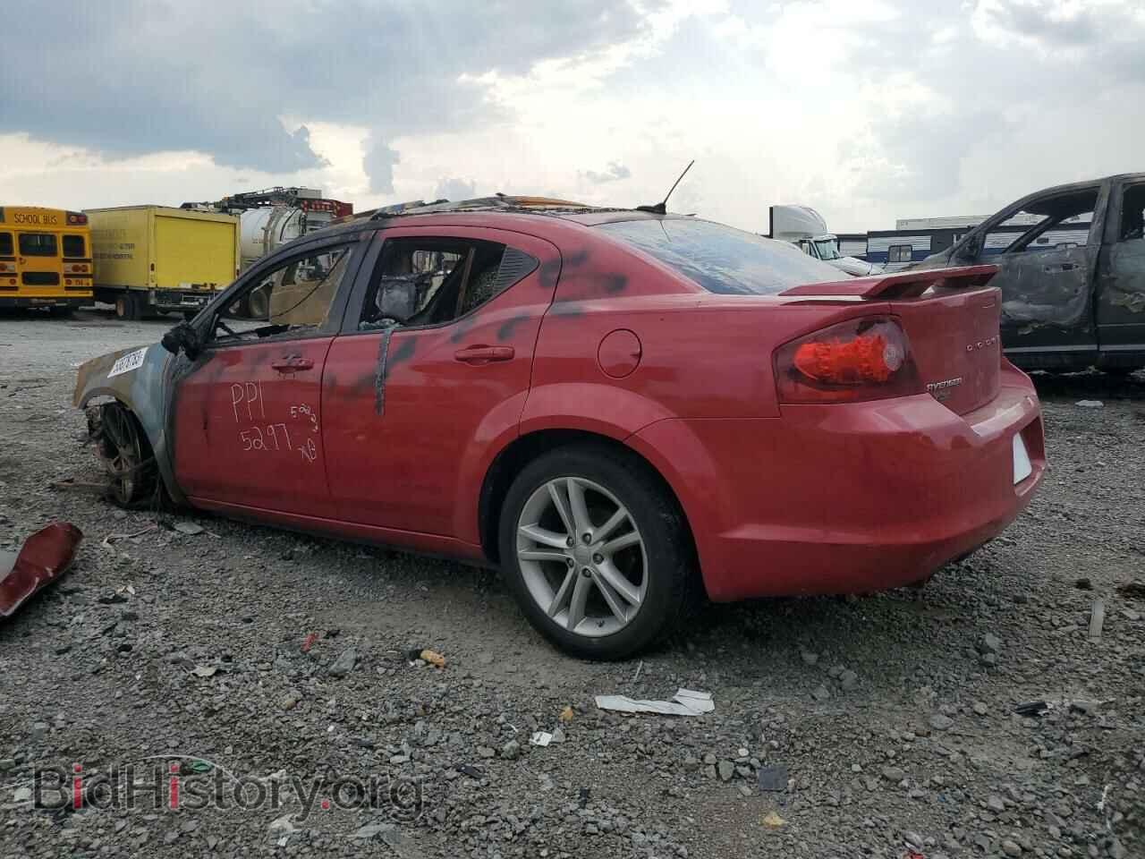 2011 DODGE AVENGER - VIN: 1B3BD1FG3BN585297 - Фото 2