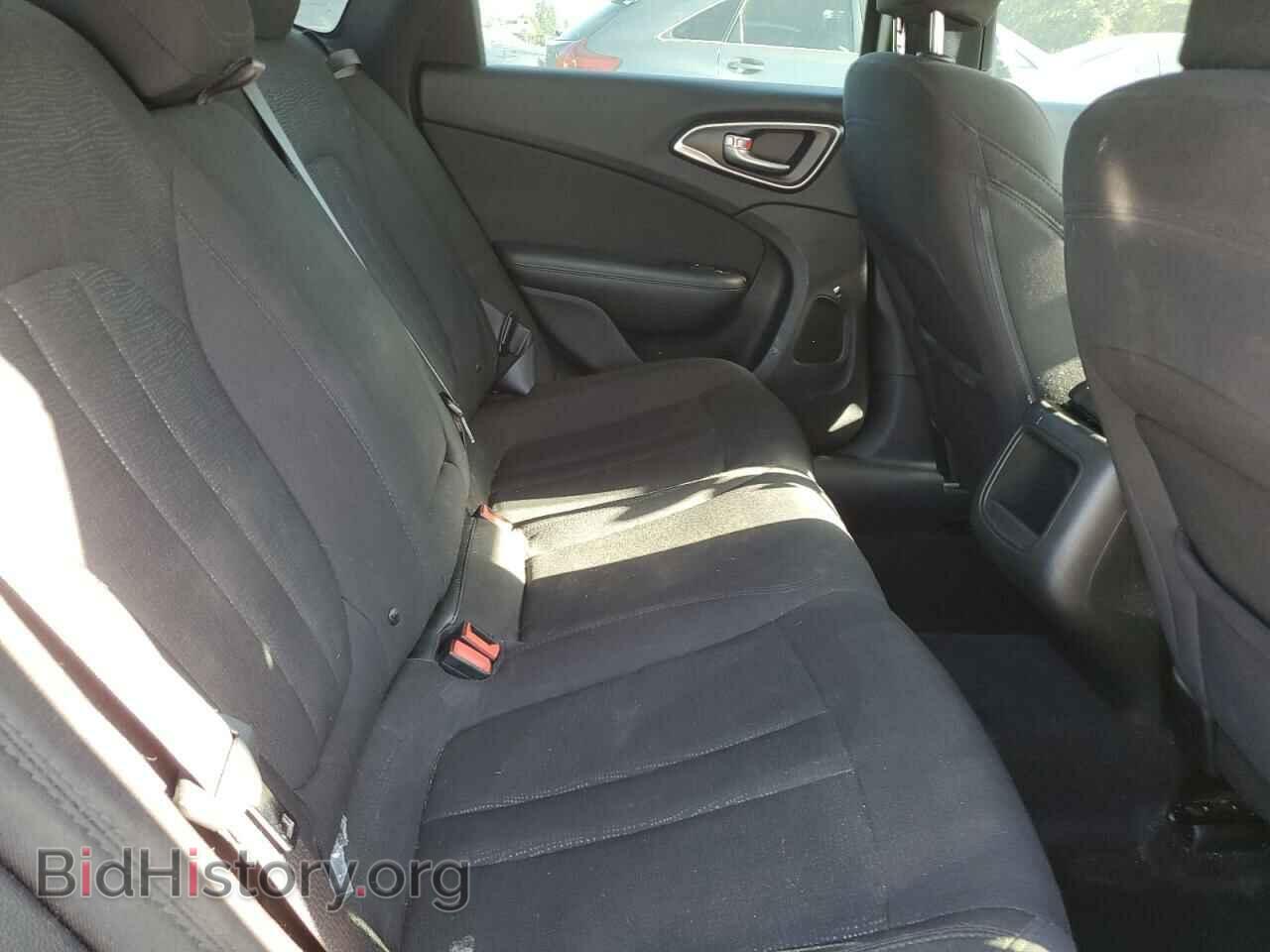 2015 CHRYSLER 200 - VIN: 1C3CCCAB5FN654191 - Фото 10
