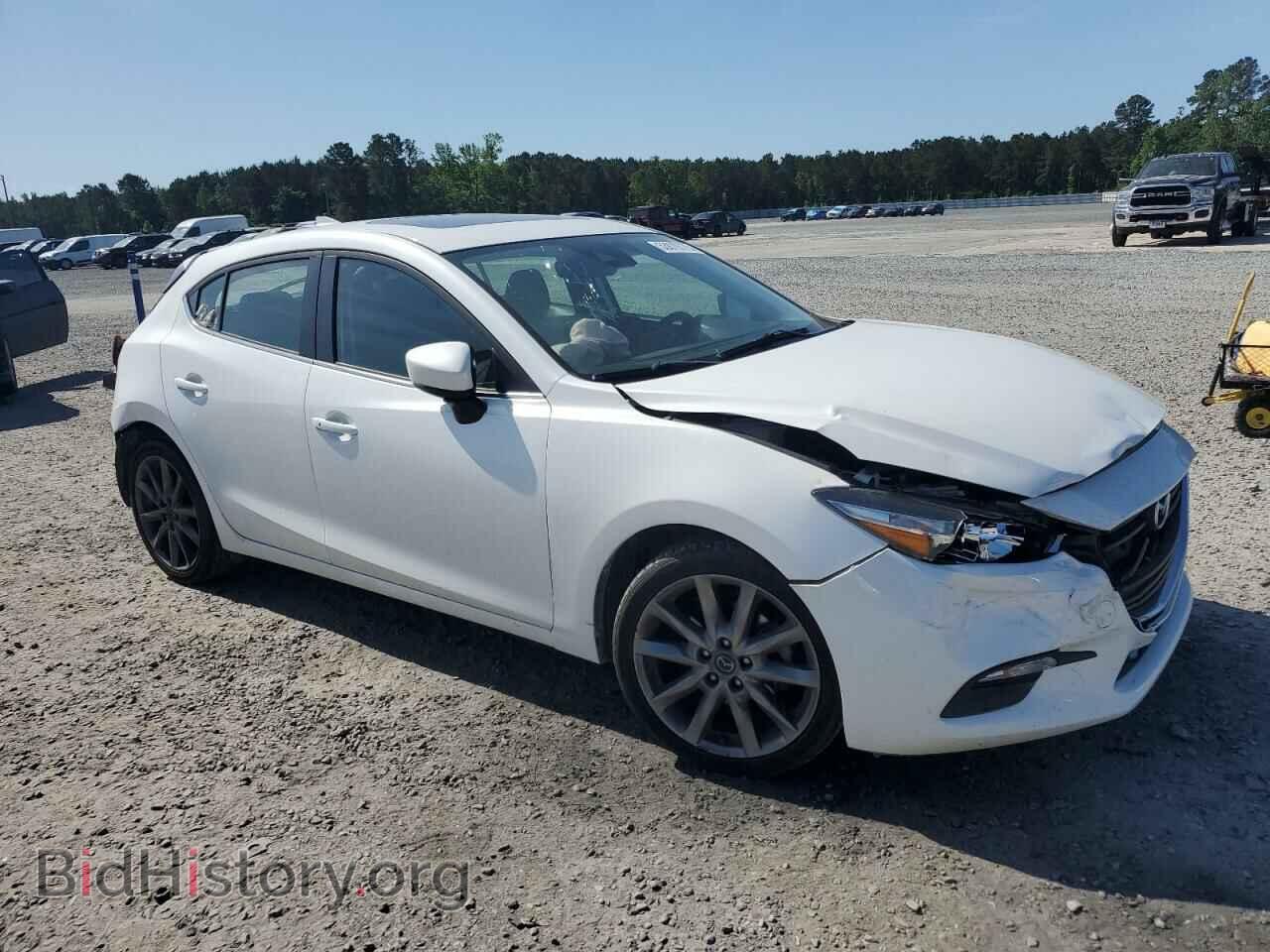 2018 MAZDA 3 - VIN: 3MZBN1L38JM215563 - Фото 4